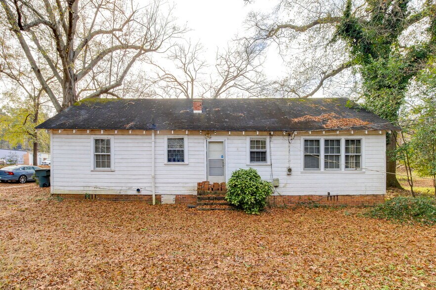More Photos Of 5601 N Main St, Columbia Office For Sale