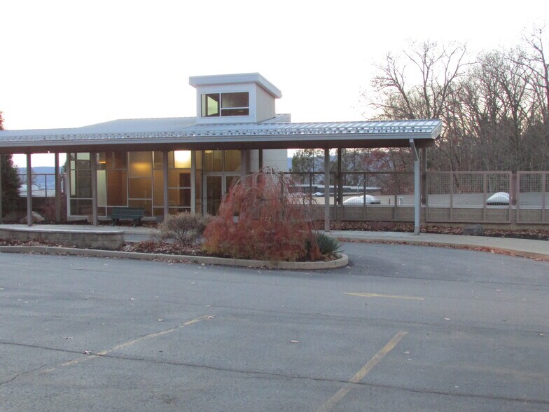 More Photos Of 1509 Maple St, Scranton Medical For Sale