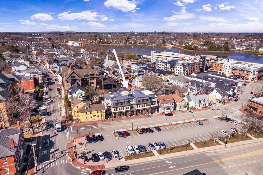 More Photos Of 40 Bridge St, Portsmouth Storefront Retail Residential For Sale