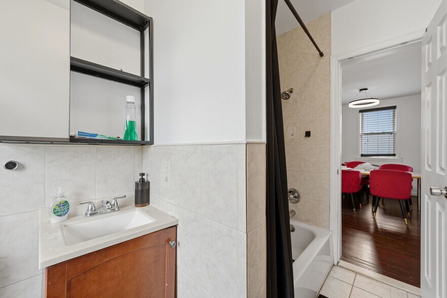 More Photos Of 35 Moonachie Rd, Moonachie Storefront Retail Residential For Sale