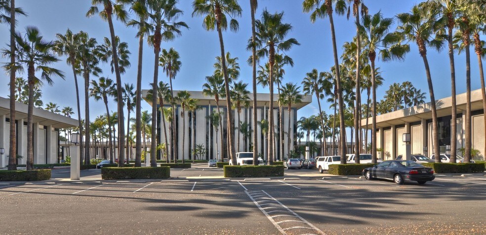 More Photos Of 17782 E 17th St, Tustin Office For Lease