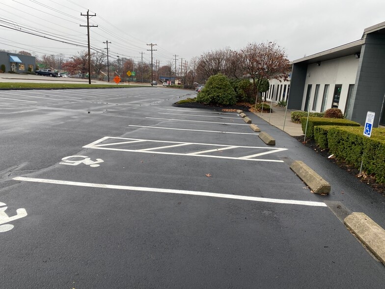 More Photos Of 110 Jefferson Blvd, Warwick Office For Lease