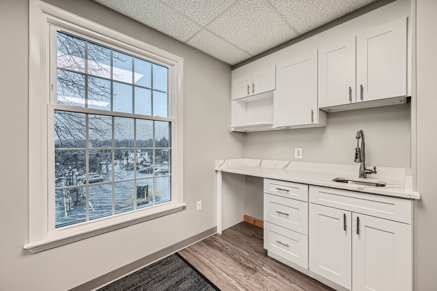 More Photos Of 3701 Court House Dr, Ellicott City Office For Lease