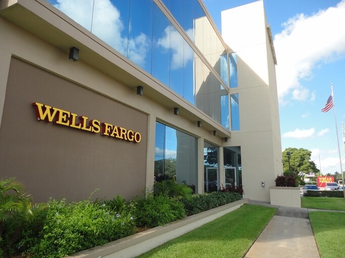 Primary Photo Of 6600 Taft St, Hollywood Medical For Lease