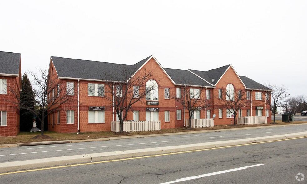 More Photos Of 3102-3114 Golansky Blvd, Woodbridge Medical For Lease