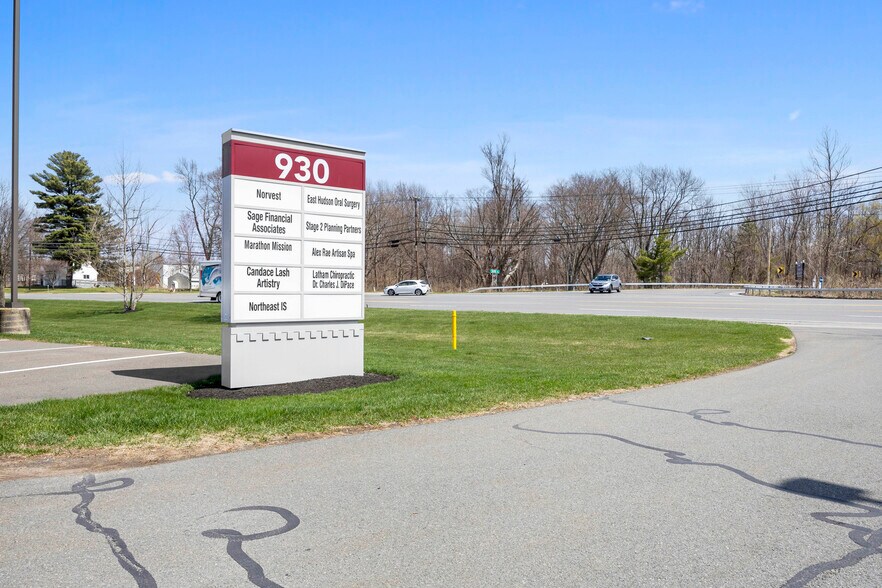 More Photos Of 930 Albany Shaker Rd, Latham Medical For Lease