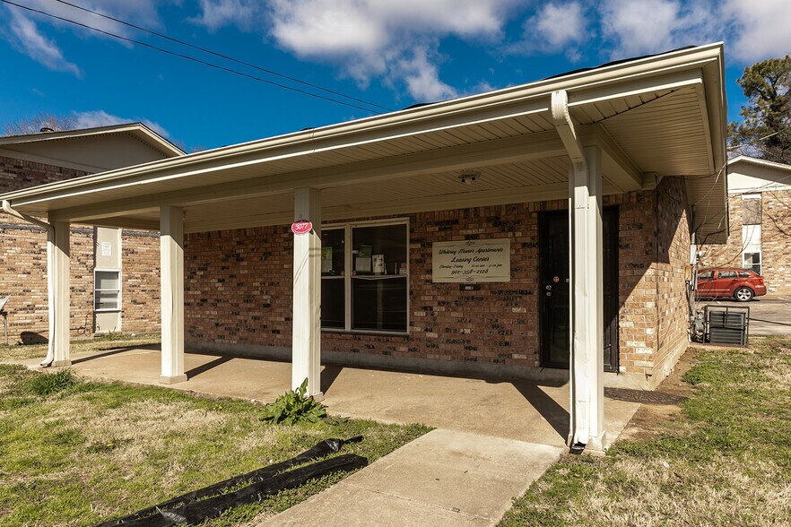 More Photos Of 3081 St. Charles Dr, Memphis Apartments For Sale