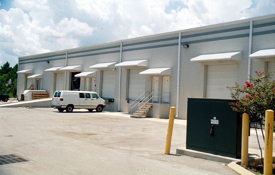 More Photos Of 11762 Marco Beach Dr, Jacksonville Unknown For Lease