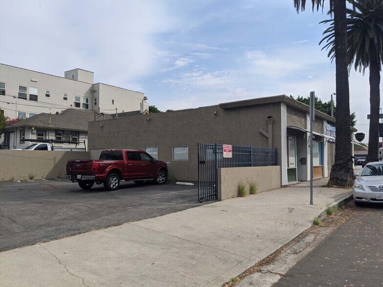 More Photos Of 501 N Larchmont Blvd, Los Angeles Office For Lease