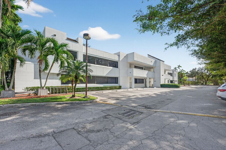 More Photos Of 1500 NW 10th Ave, Boca Raton Medical For Sale