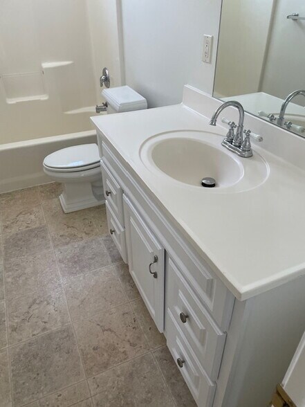 More Photos Of 1053-1065 E Santa Clara St, Ventura Apartments For Sale