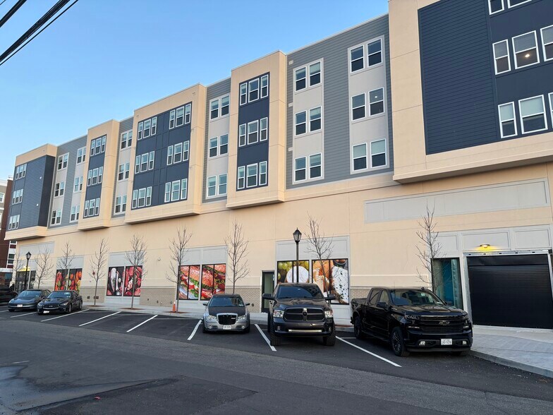 More Photos Of 159 Main St, Hempstead Apartments For Lease