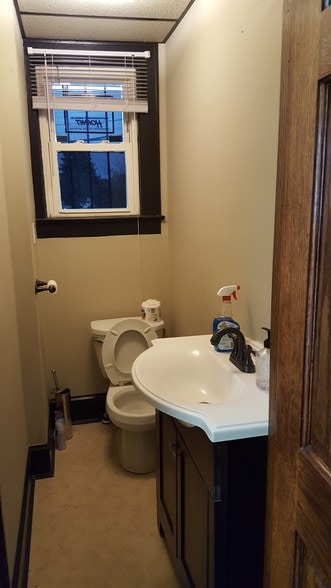 More Photos Of 167 Glen Head Rd, Glen Head Storefront Retail Residential For Lease