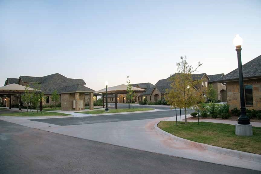 More Photos Of 749 E Gateway St, Abilene Office For Lease