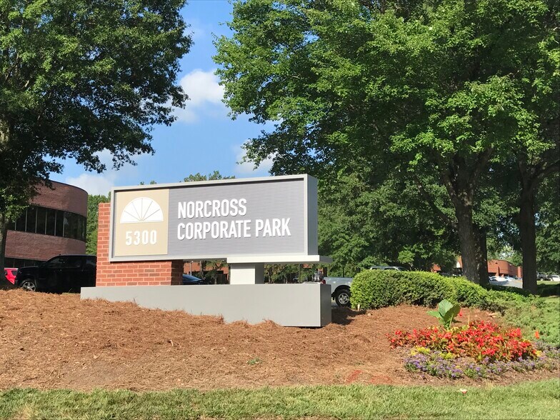 More Photos Of 5300 Oakbrook Pky, Norcross Unknown For Lease