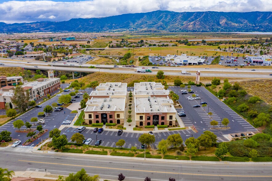 Primary Photo Of 31569 Canyon Estates Dr, Lake Elsinore Medical For Lease