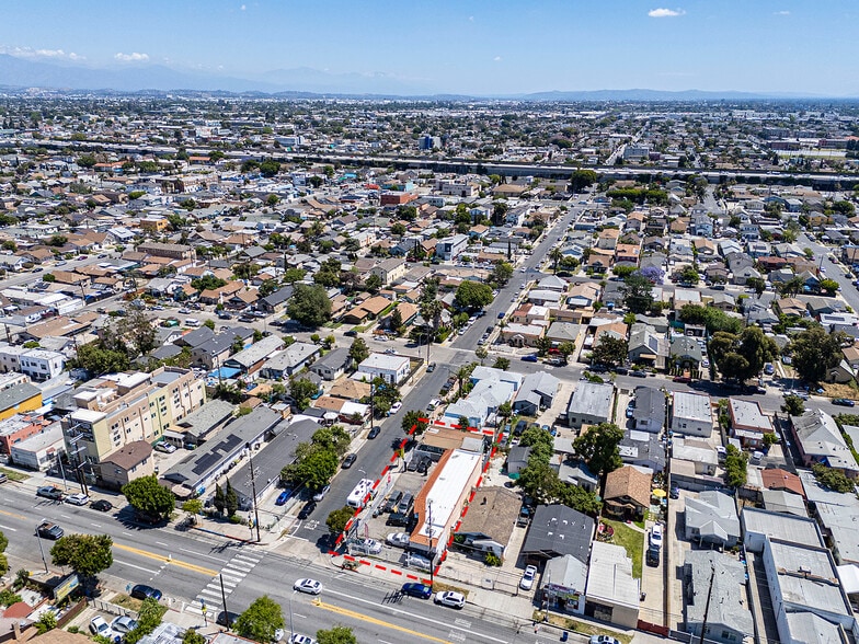 More Photos Of 6500 S Hoover St, Los Angeles General Retail For Sale