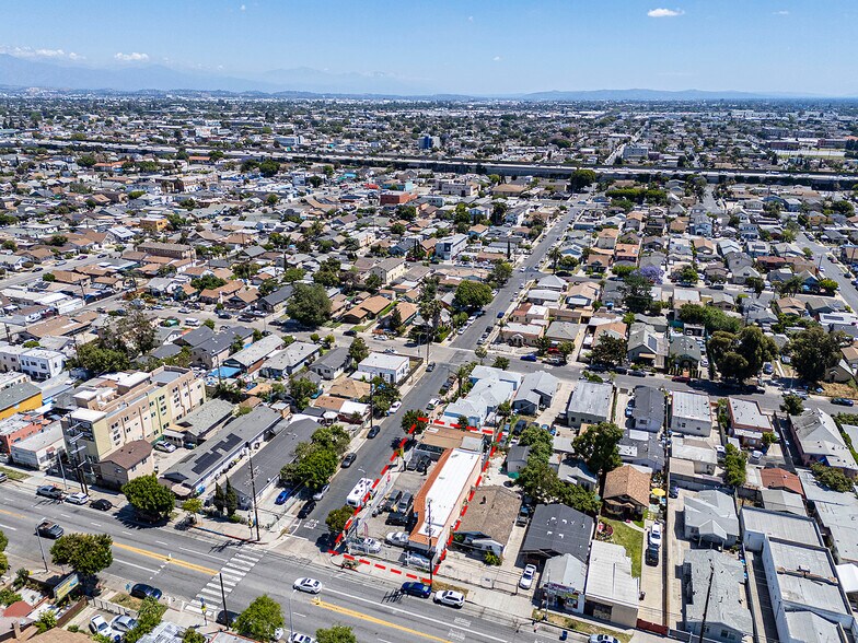 More Photos Of 6500 S Hoover St, Los Angeles General Retail For Sale