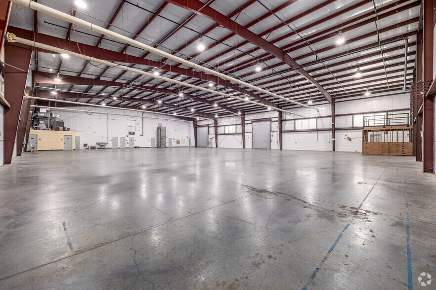 More Photos Of 4507 36th St, Orlando Service For Lease
