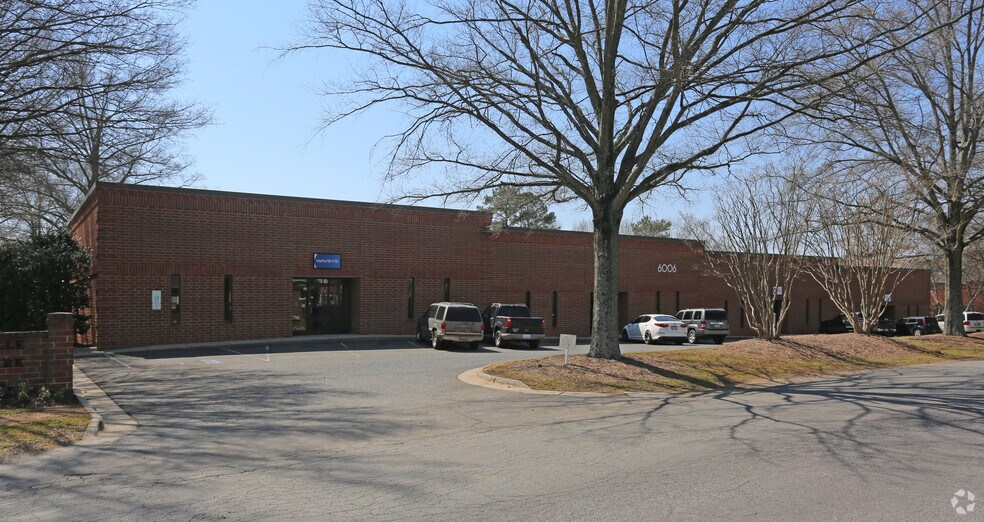 More Photos Of 6008 Old Pineville Rd, Charlotte Flex For Lease