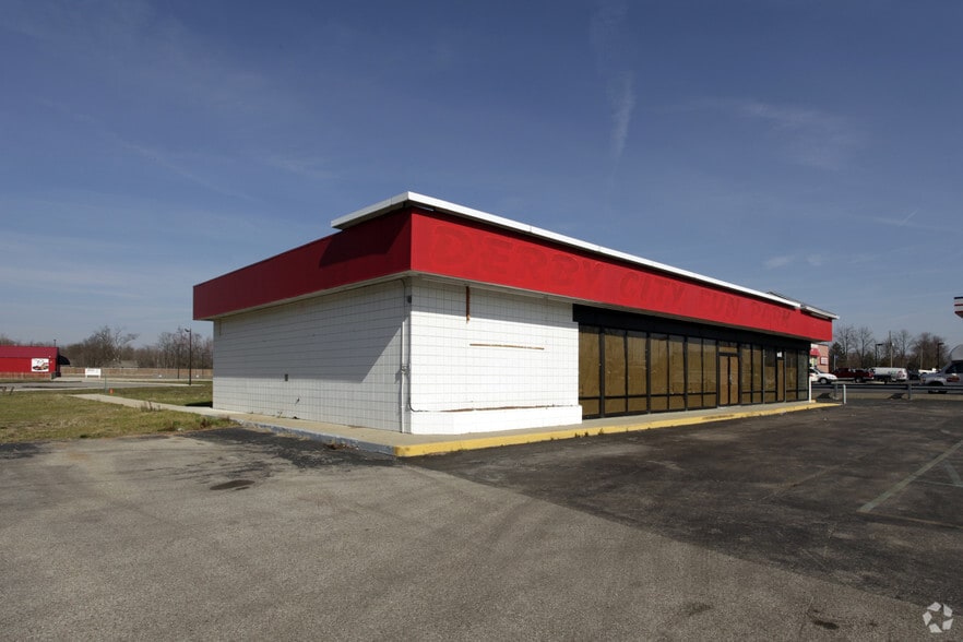 More Photos Of 11710 Dixie Hwy, Louisville Freestanding For Sale