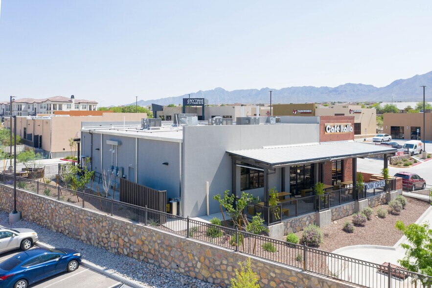 More Photos Of 7456 Cimarron Market St, El Paso Restaurant For Lease
