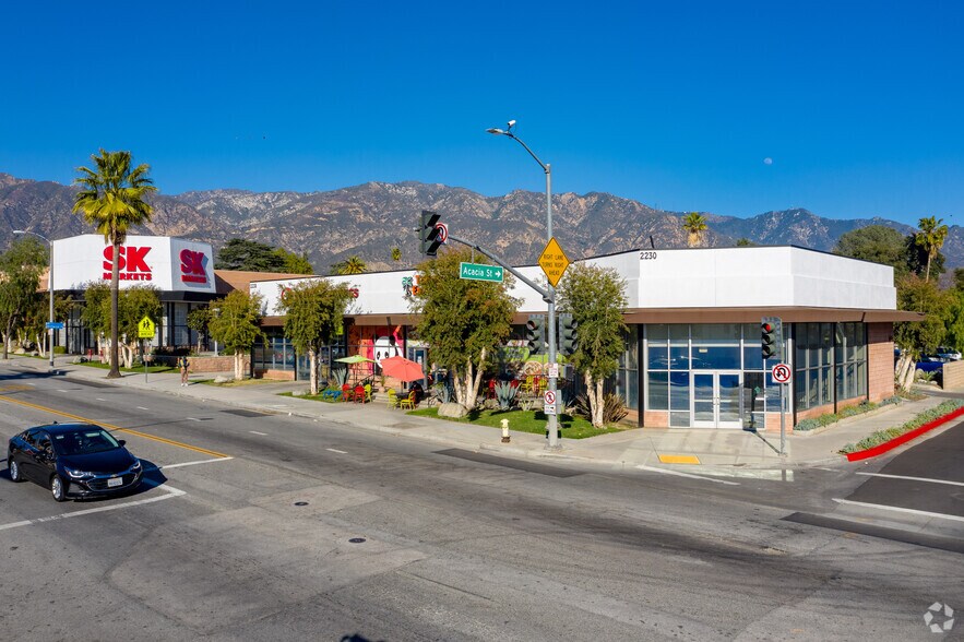 More Photos Of 2260-2268 Lincoln Ave, Altadena General Retail For Sale