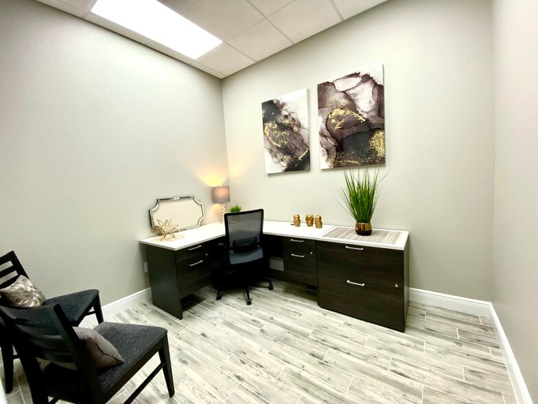 More Photos Of 1211 Tech Blvd, Tampa Manufacturing For Lease