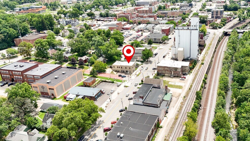 More Photos Of 257 N Water St, Kent Storefront Retail Residential For Sale