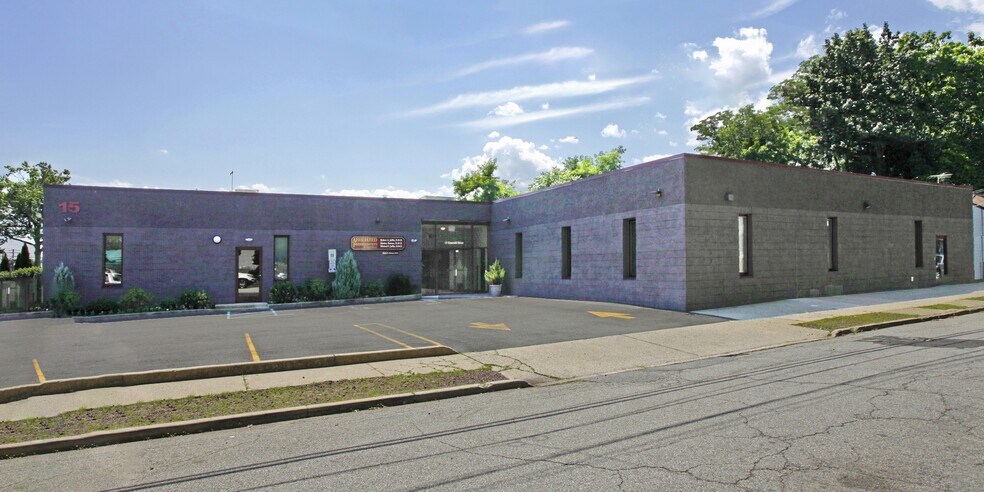 Primary Photo Of 15 Emerald St, Hackensack Office For Lease