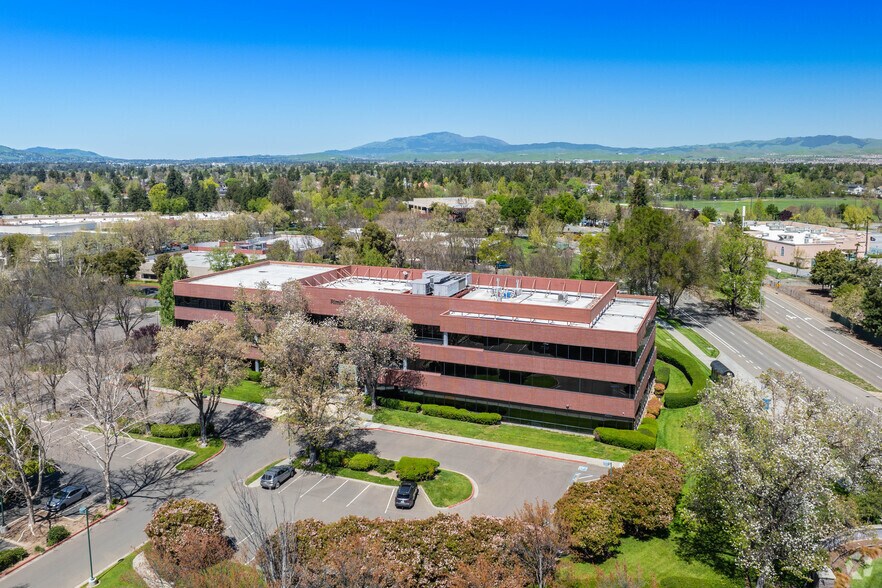 More Photos Of 6601 Koll Center Pky, Pleasanton Office For Sale