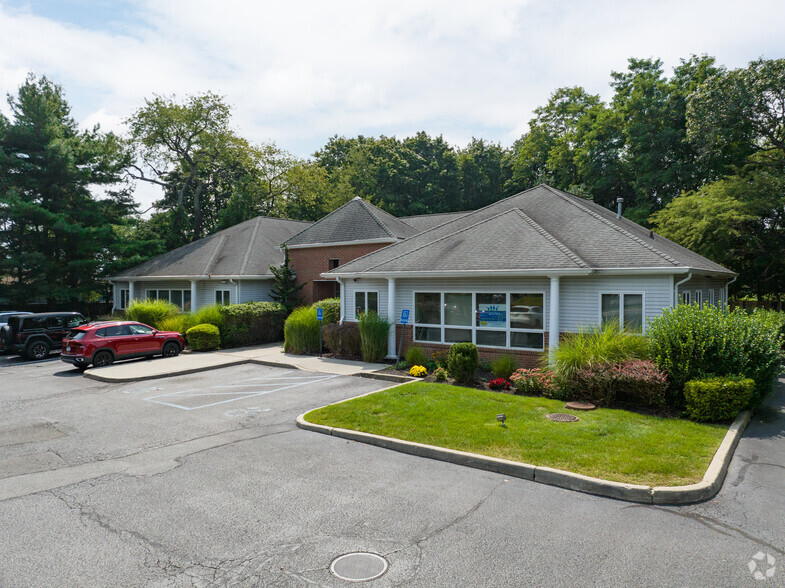 Primary Photo Of 900 Main St, Holbrook Medical For Sale