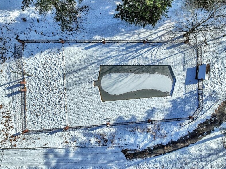 More Photos Of 25 State Route 55, Barryville Hotel For Sale