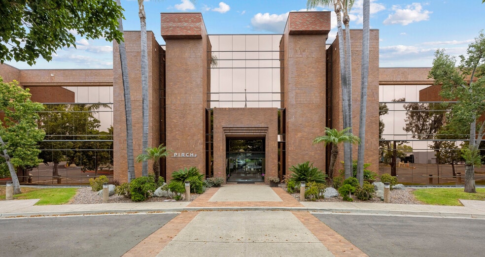 More Photos Of 2714 Loker Ave W, Carlsbad Office For Lease