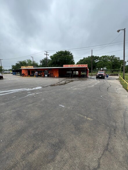 More Photos Of 5524 E Lancaster Ave, Fort Worth Carwash For Sale