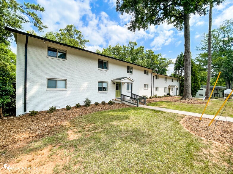 More Photos Of 711 Oakview Rd, Decatur Apartments For Sale