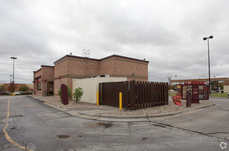 More Photos Of 3219 W Kimberly Rd, Davenport Fast Food For Sale