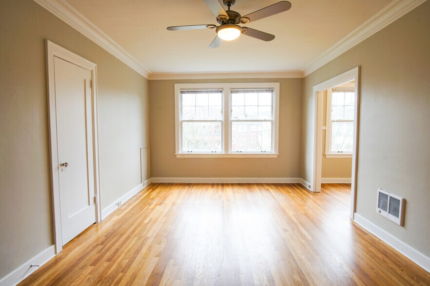 More Photos Of 1638 SE 12th Ave, Portland Apartments For Sale