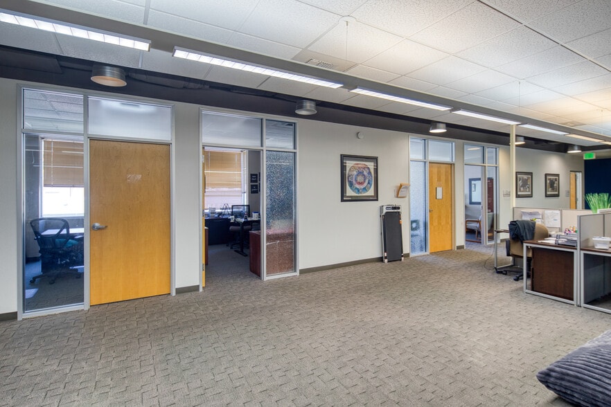More Photos Of 815 S St, Sacramento Office For Sale