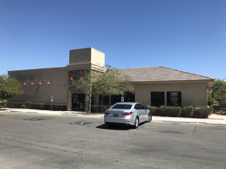 More Photos Of 1260 N Town Center Dr, Las Vegas Restaurant For Sale