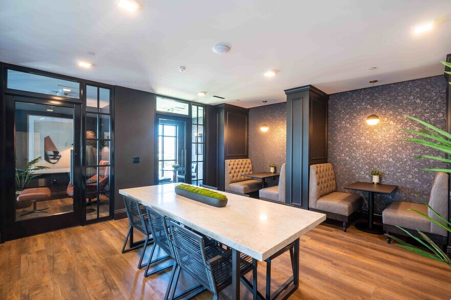 More Photos Of 988 El Camino Real, South San Francisco Apartments For Lease