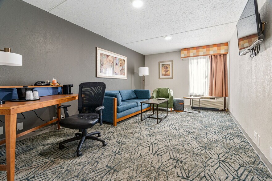 More Photos Of 5335 Broadmoor Cir NW, Canton Hotel For Sale