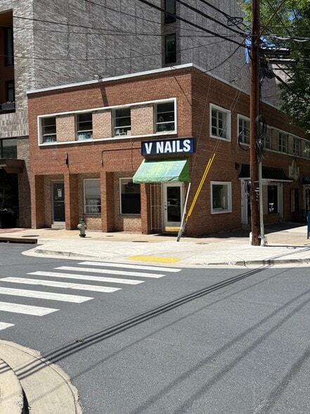 Primary Photo Of 4903 Auburn Ave, Bethesda Office For Lease