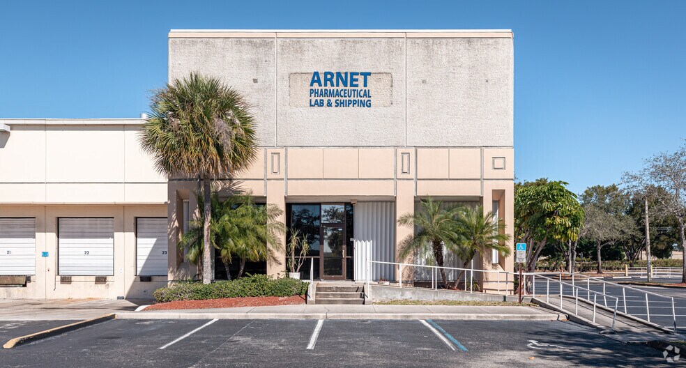 More Photos Of 2525 Davie Rd, Davie Warehouse For Lease