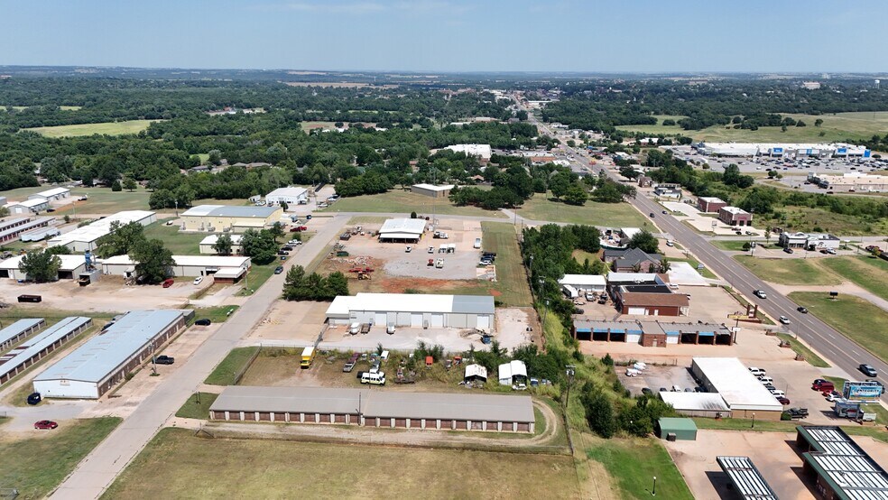 More Photos Of 2024 Ruhl Dr, Guthrie Industrial For Lease