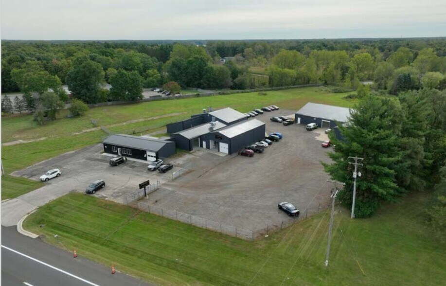 More Photos Of 2025 E Saginaw Hwy, Haslett Auto Repair For Sale