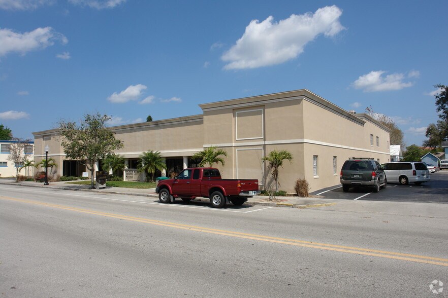 Primary Photo Of 220-238 Commerce Ave, Sebring Office For Lease