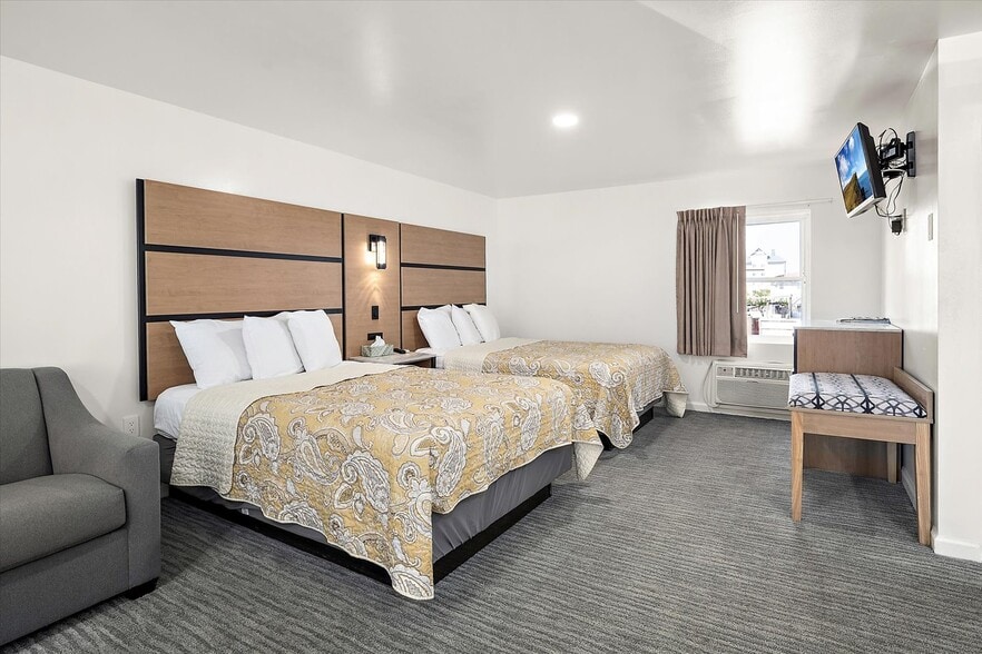 More Photos Of 1705 N Baltimore Ave, Ocean City Hotel For Sale