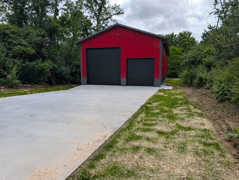 More Photos Of 1893 American Ave, Hebron Land For Sale