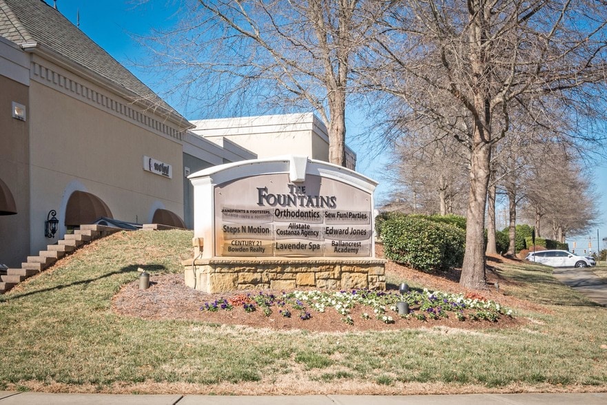 More Photos Of 8025-8183 Ardrey Kell Rd, Charlotte Unknown For Lease